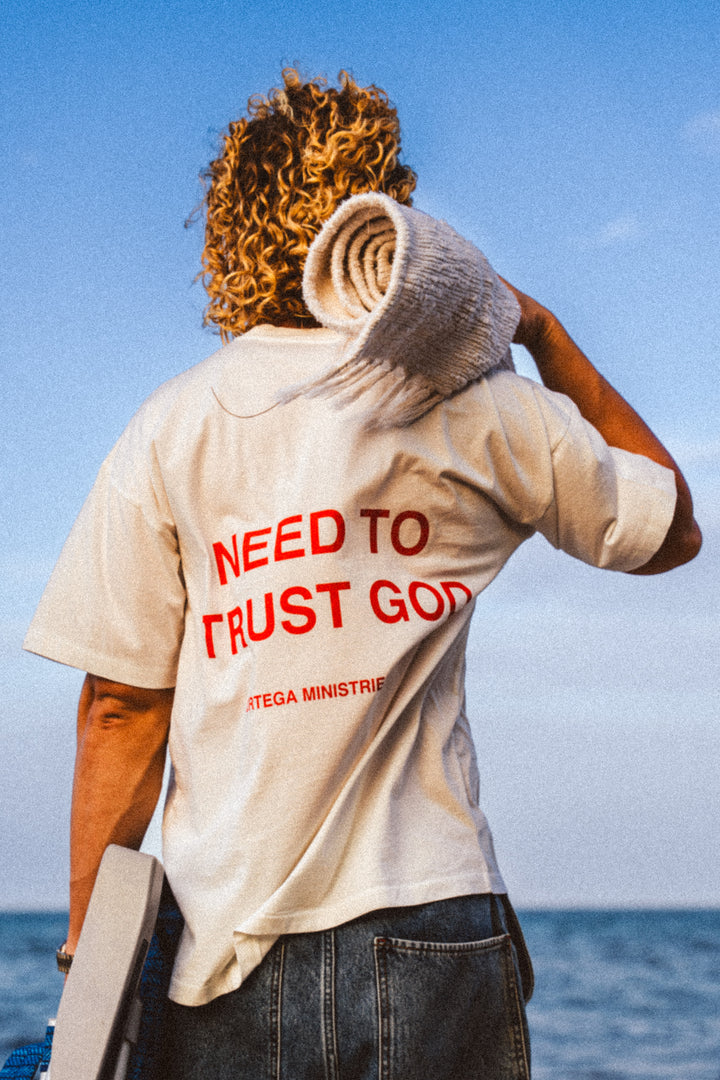 Need to Trust God tee