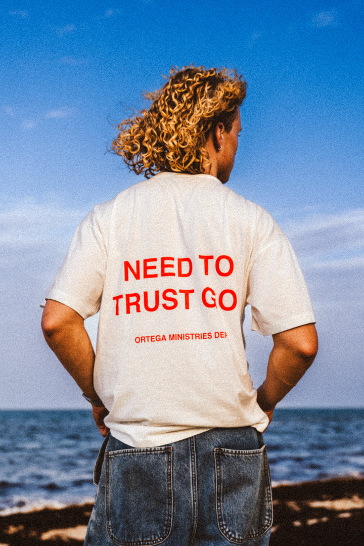 Need to Trust God tee